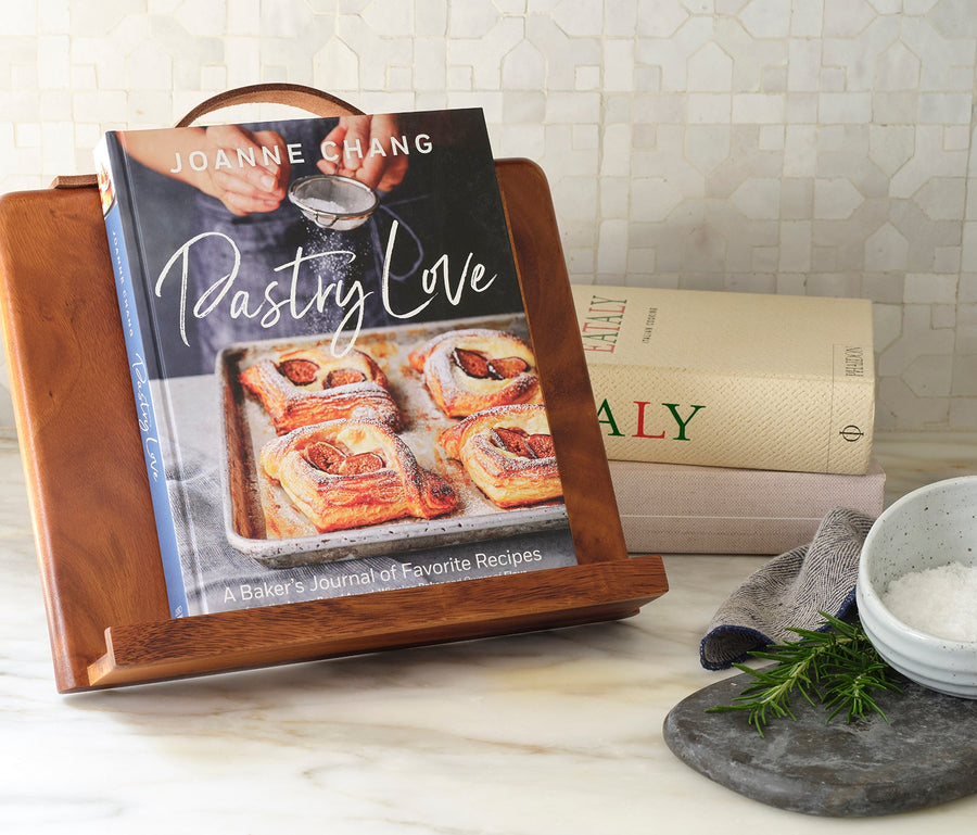 Arwen Natural Acacia Recipe Stand