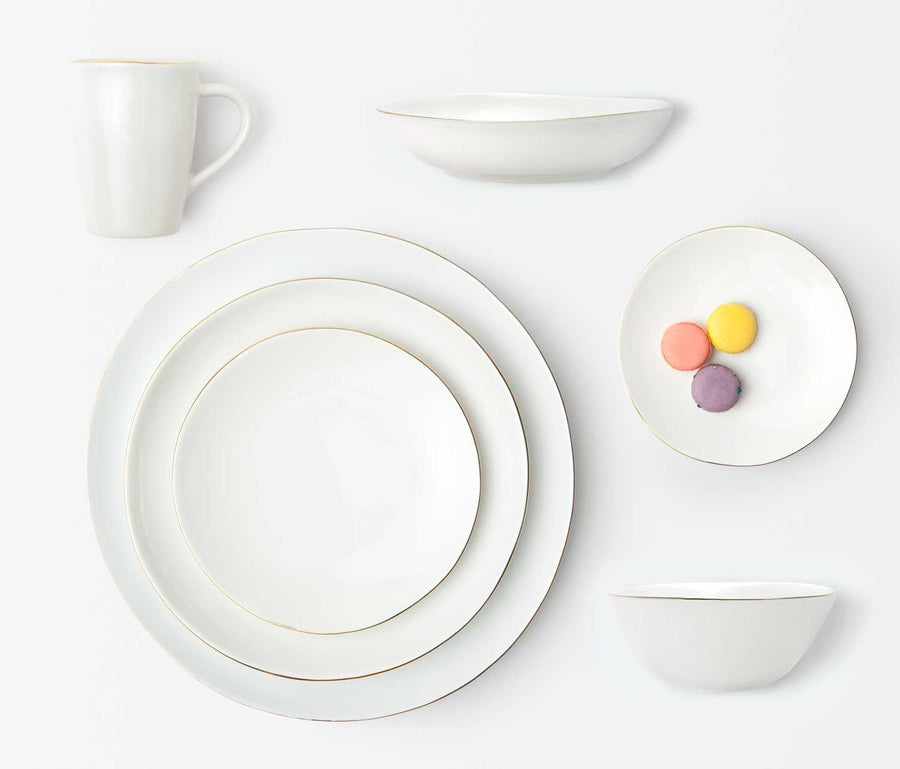 Julianna Dinnerware
